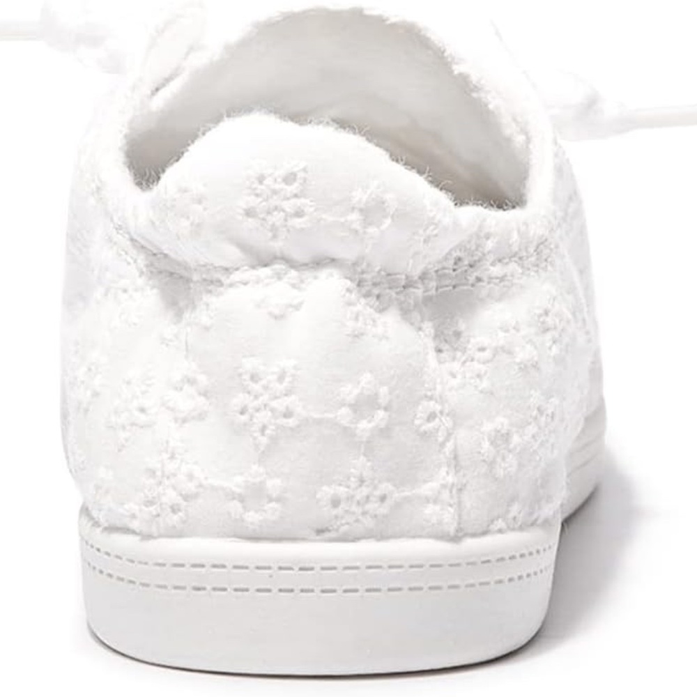 Women's Slip On Canvas Sneaker Low Top Casual Walking Shoes Classic Comfort Flat - Picture 3 of 6